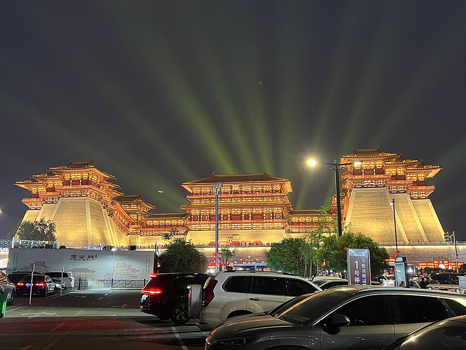 Yingtianmen after dark