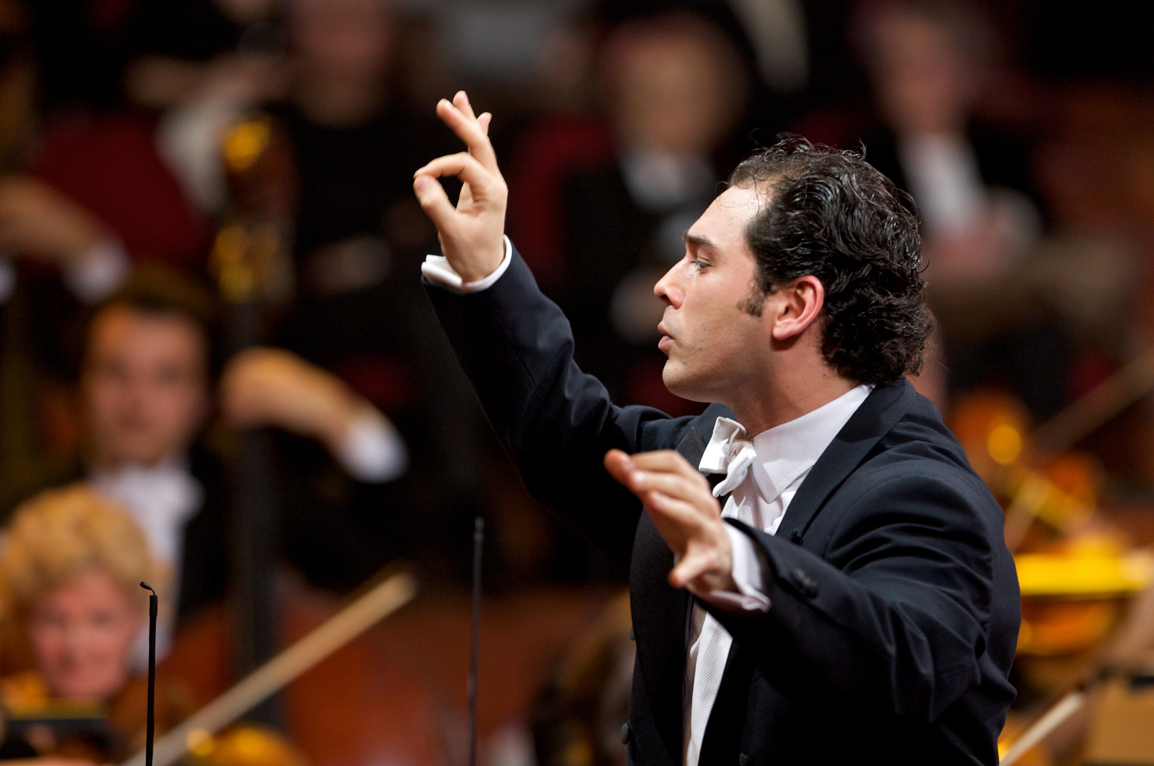 Tugan Sokhiev and the Vienna Philharmonic